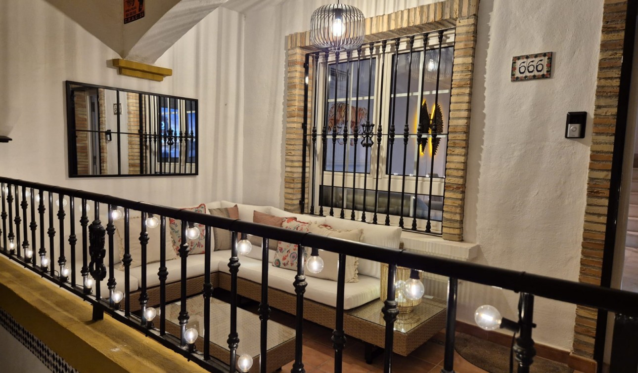 Revente - Maison de ville - Villamartín - Los Dolses