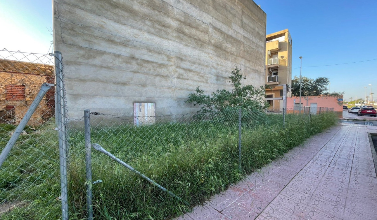 Revente - Parcelle / Terrain - Rojales