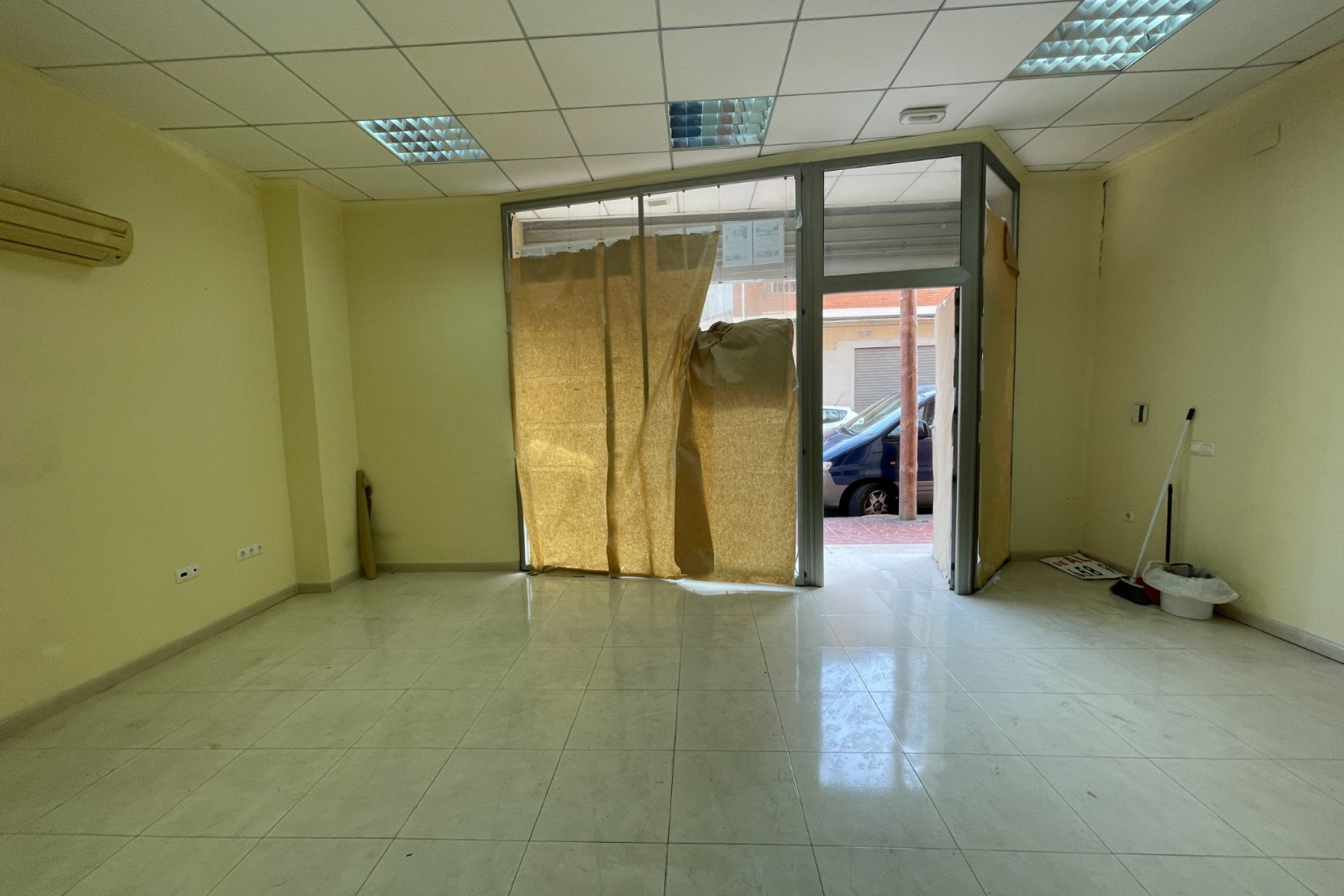 Revente - Unité commerciale - Guardamar del Segura