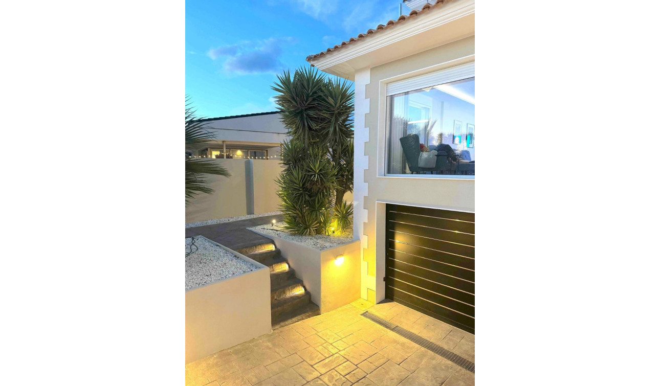 Revente - Villa Individuelle - Alfas del Pí - pueblo