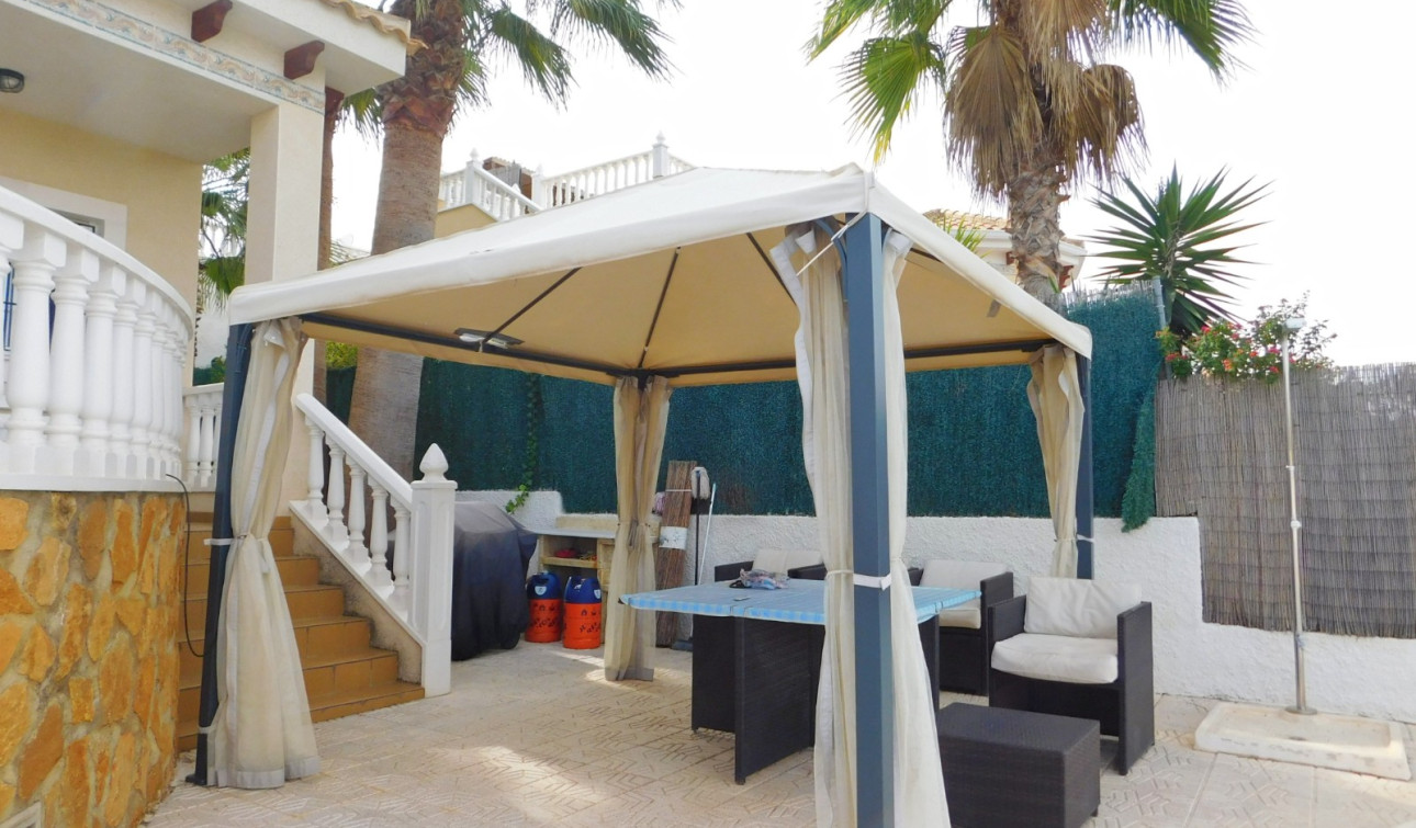 Revente - Villa Individuelle - Bigastro