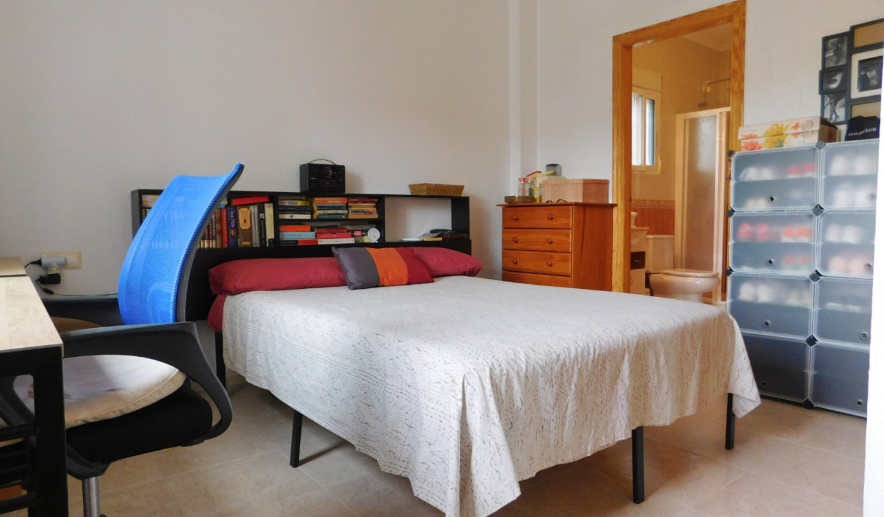 Revente - Villa Individuelle - Bigastro