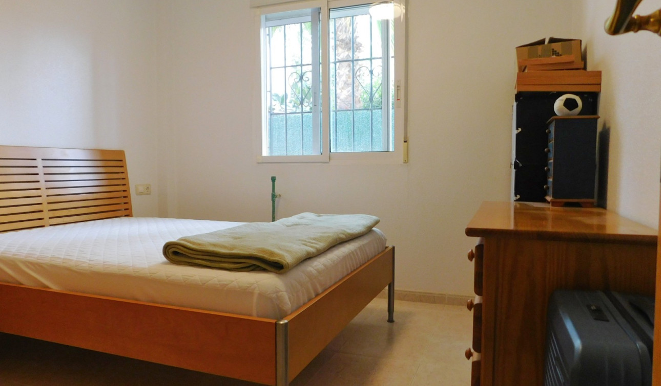 Revente - Villa Individuelle - Bigastro