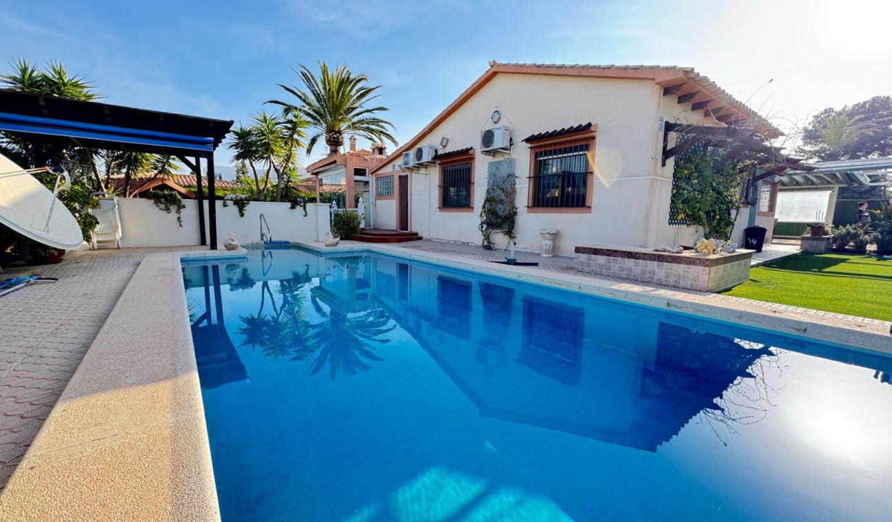 Revente - Villa Individuelle - Cabo Roig