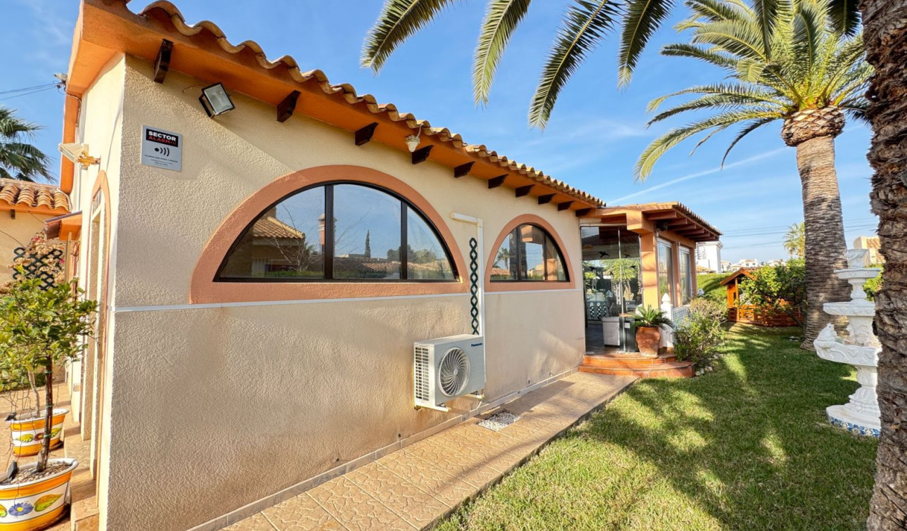 Revente - Villa Individuelle - Cabo Roig