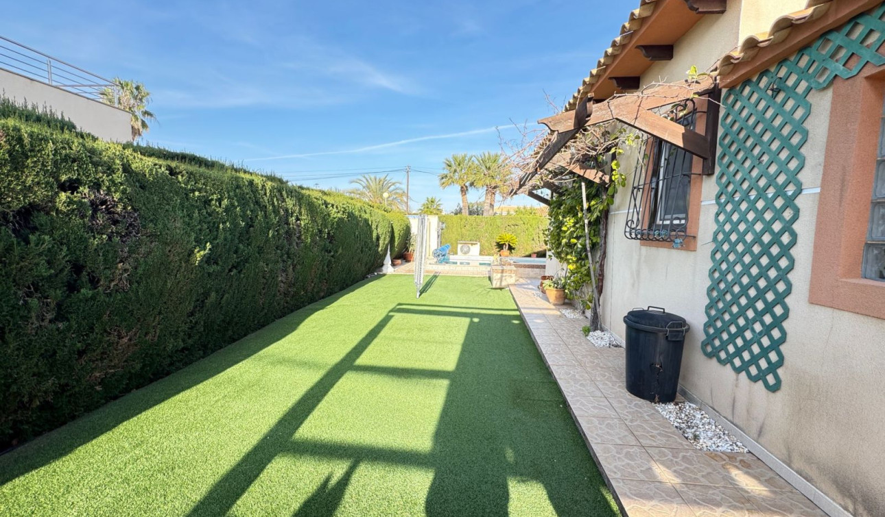 Revente - Villa Individuelle - Cabo Roig