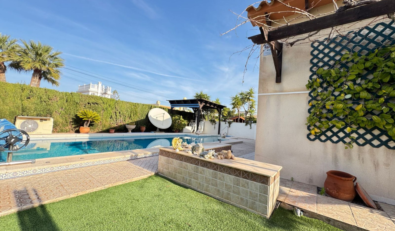 Revente - Villa Individuelle - Cabo Roig