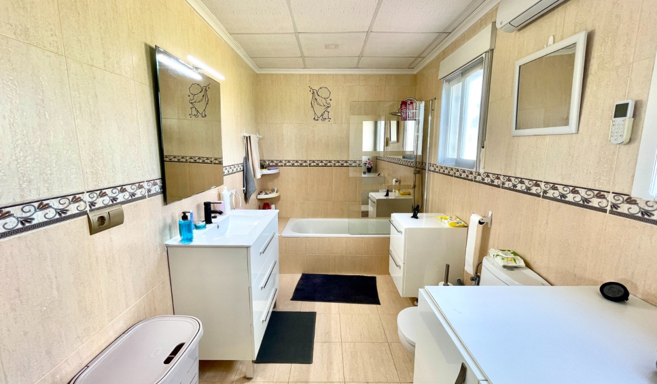 Revente - Villa Individuelle - Catral
