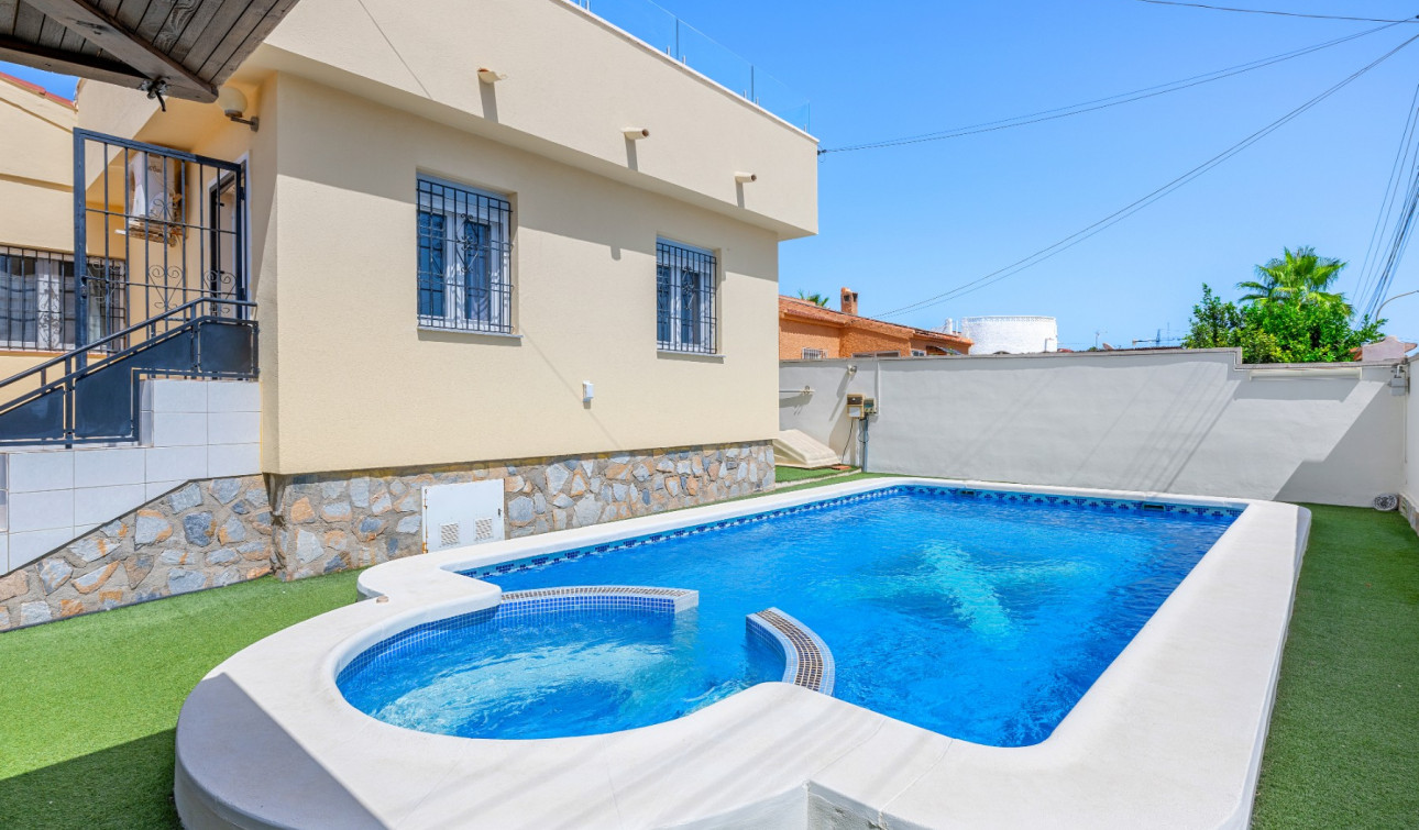 Revente - Villa Individuelle - Ciudad Quesada - Center