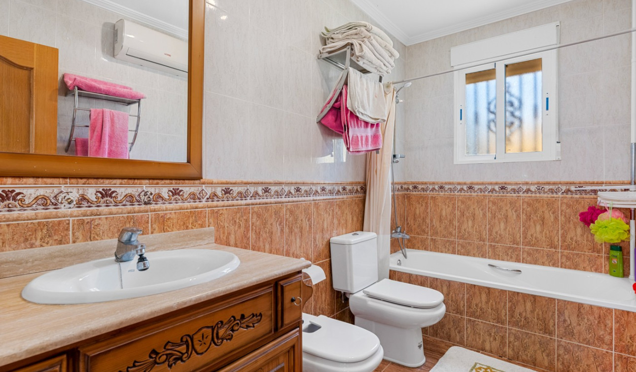 Revente - Villa Individuelle - Jacarilla