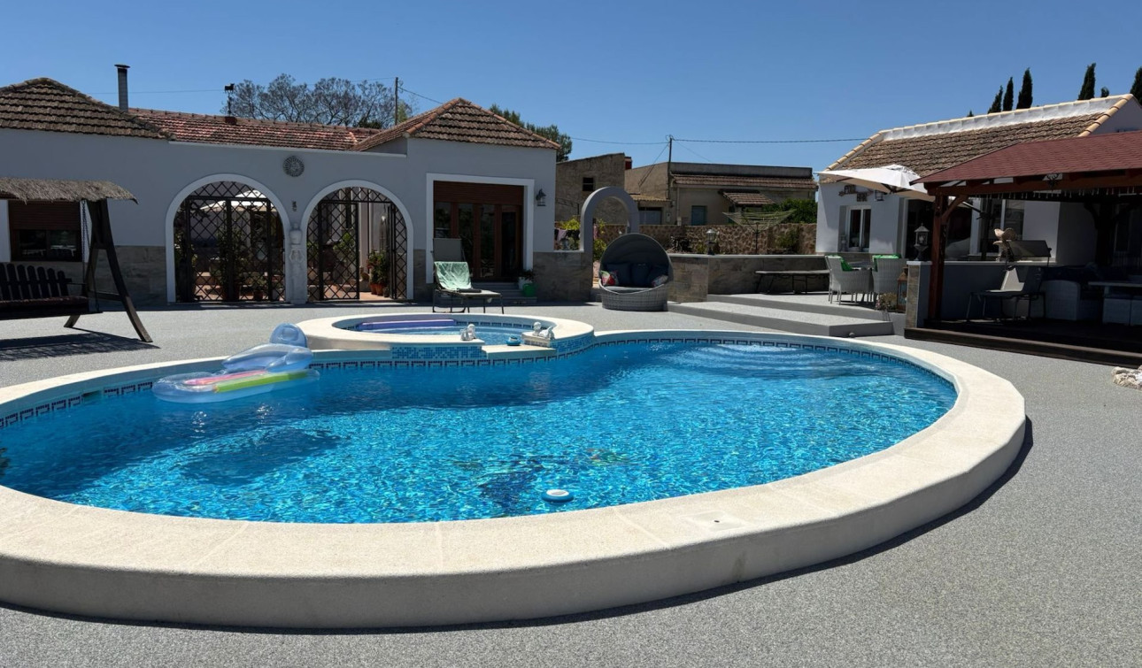 Revente - Villa Individuelle - Jacarilla