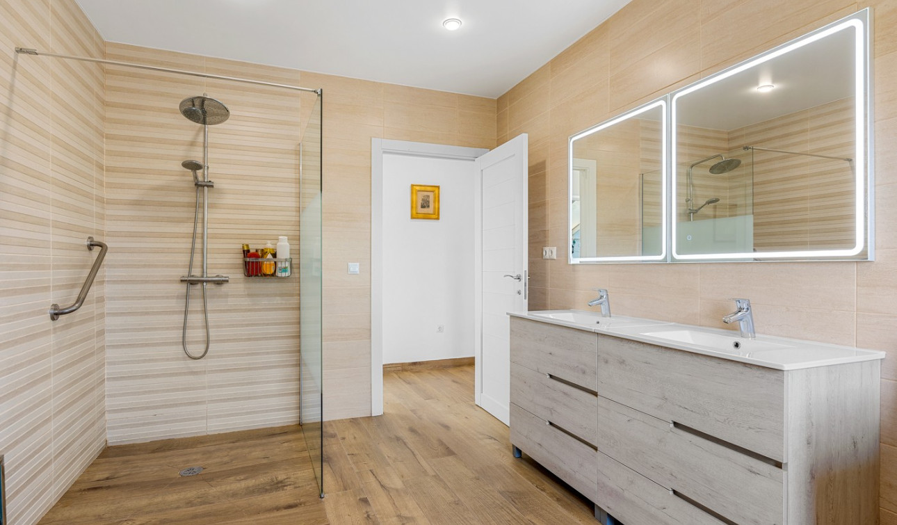 Revente - Villa Individuelle - Los Montesinos