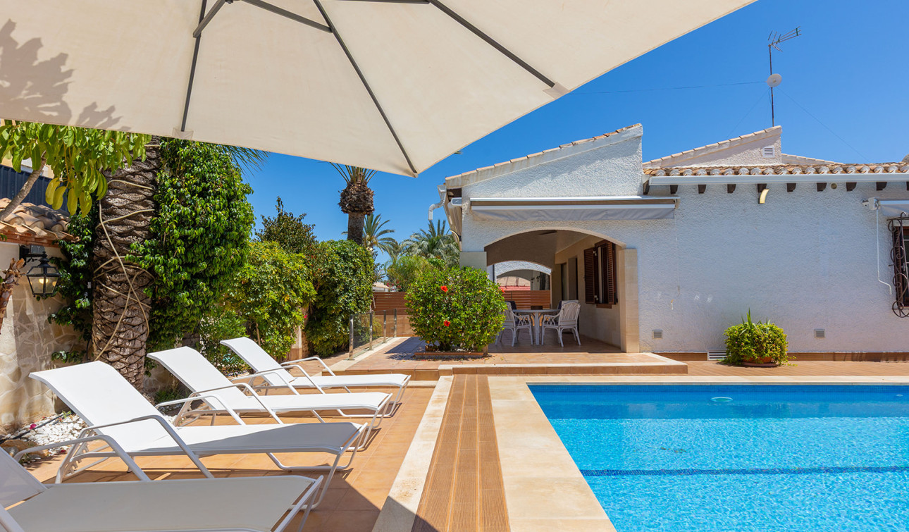 Revente - Villa Individuelle - Orihuela Costa - Punta Prima