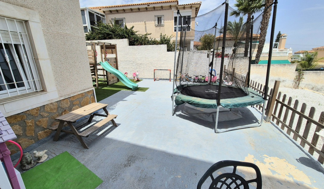 Revente - Villa Individuelle - San Miguel de Salinas - Ciudad De Las Comunicaciones