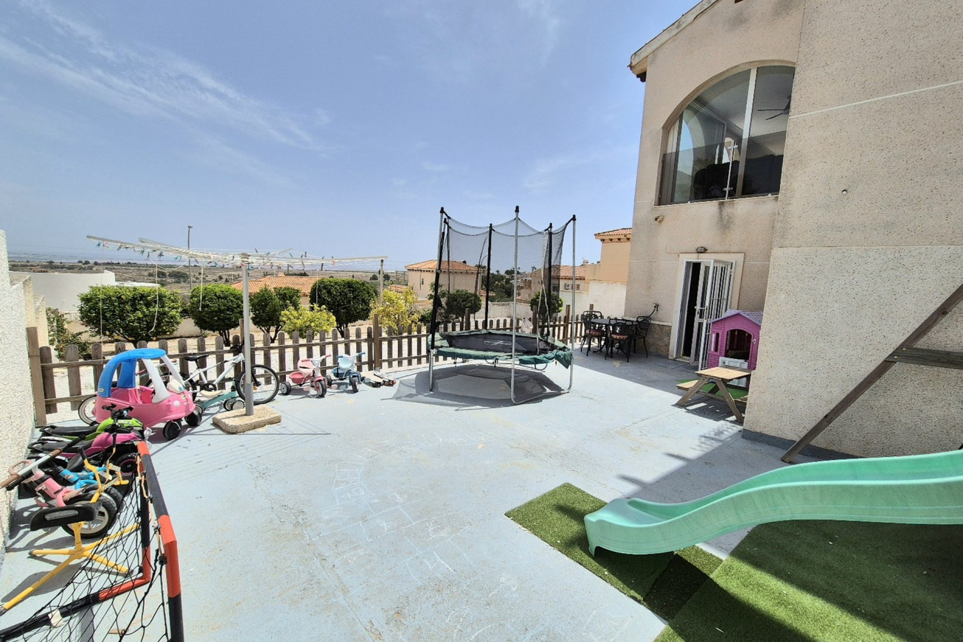 Revente - Villa Individuelle - San Miguel de Salinas - Ciudad De Las Comunicaciones