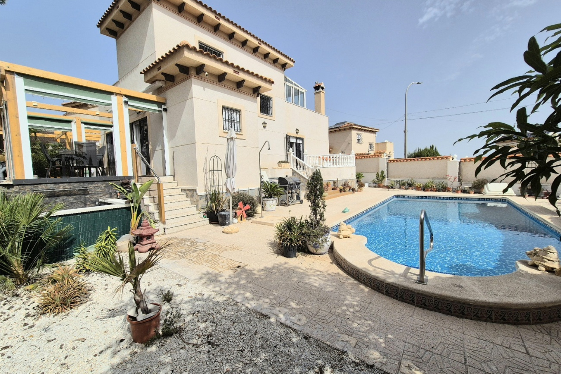 Revente - Villa Individuelle - San Miguel de Salinas - Ciudad De Las Comunicaciones