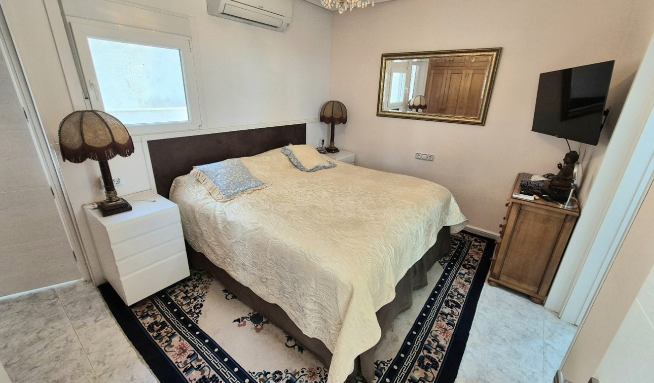 Revente - Villa Individuelle - San Miguel de Salinas - Ciudad De Las Comunicaciones