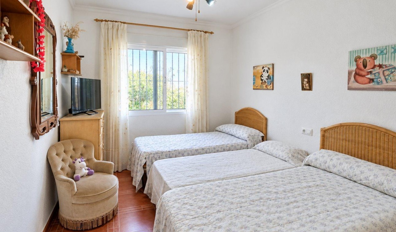 Revente - Villa Individuelle - San Miguel de Salinas - Ciudad De Las Comunicaciones