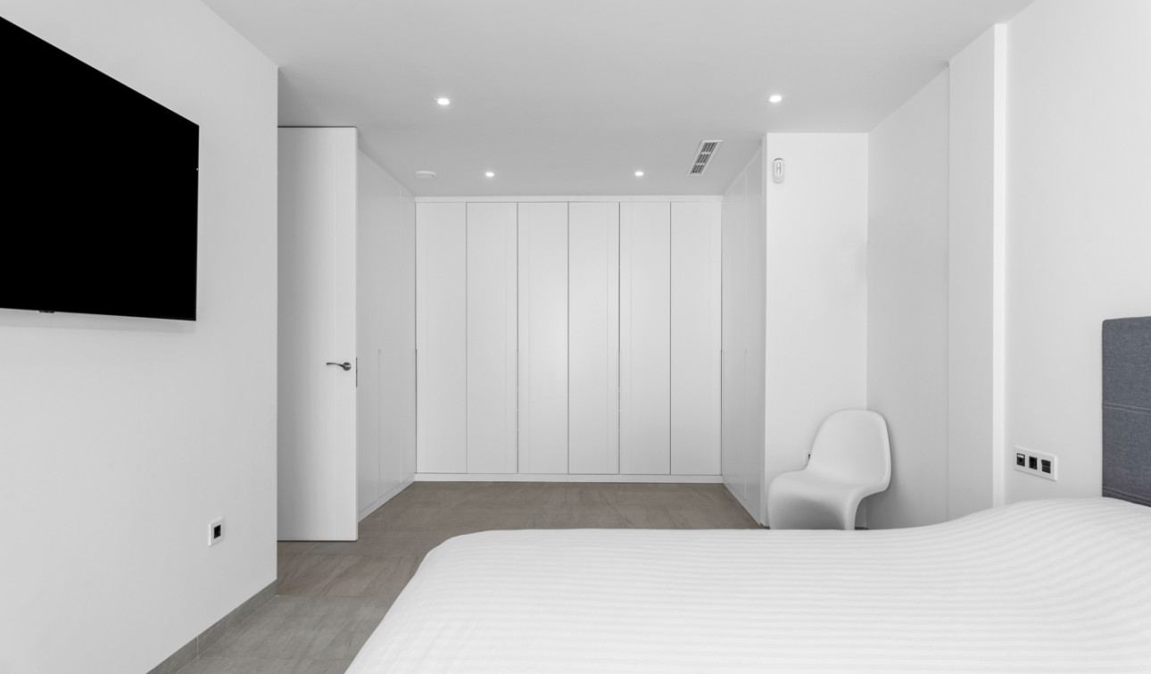 Revente - Villa Individuelle - San Miguel de Salinas - Inland