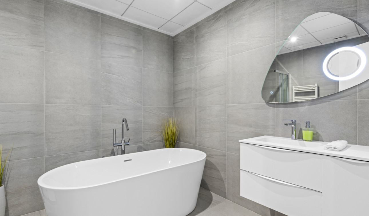 Revente - Villa Individuelle - San Miguel de Salinas - Inland