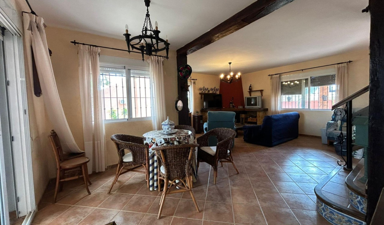 Revente - Villa Individuelle - San Miguel de Salinas - Urbanizaciones