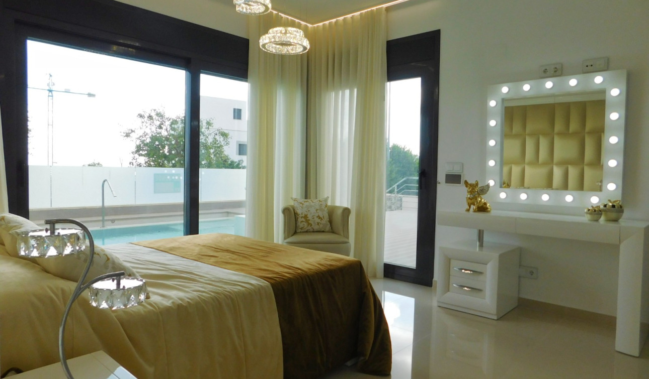 Revente - Villa Individuelle - San Miguel de Salinas