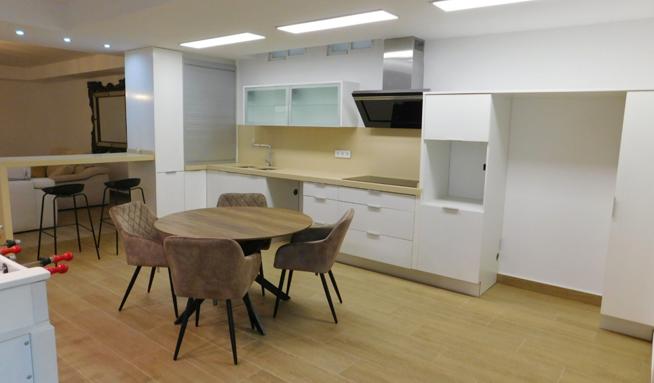 Revente - Villa Individuelle - San Miguel de Salinas