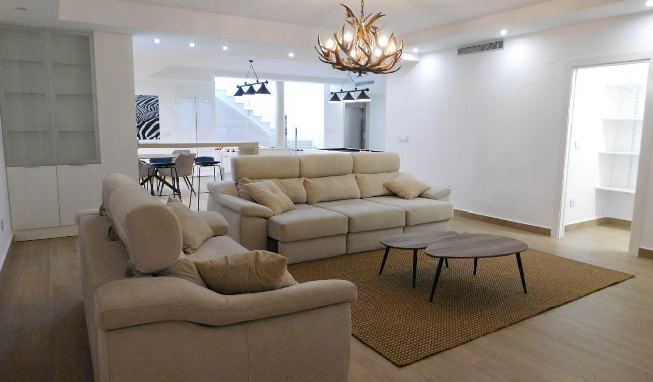 Revente - Villa Individuelle - San Miguel de Salinas