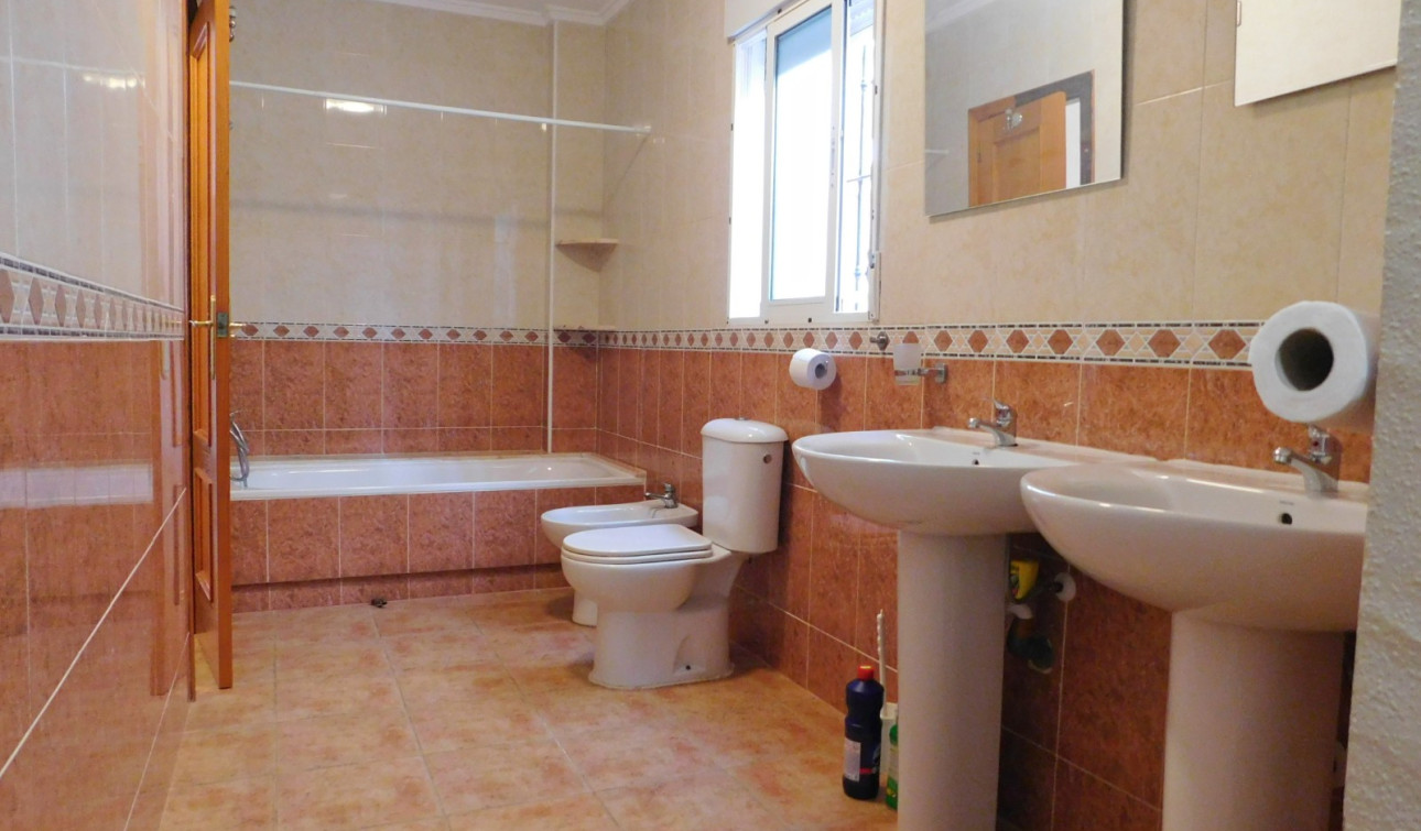 Revente - Villa Individuelle - San Miguel de Salinas