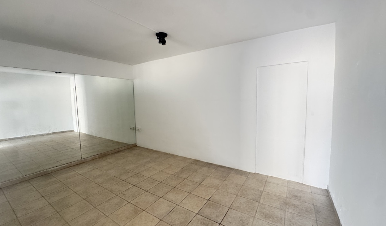 Revente - Villa Individuelle - San Miguel de Salinas