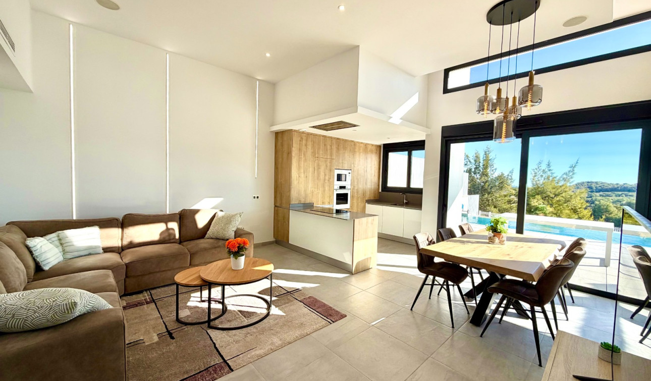 Revente - Villa Individuelle - San Miguel de Salinas