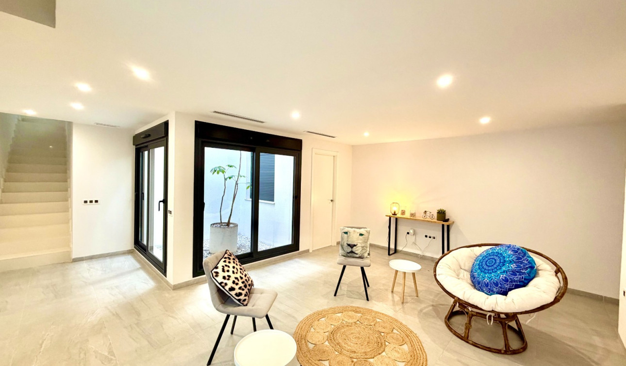 Revente - Villa Individuelle - San Miguel de Salinas