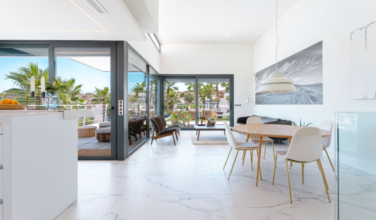 Revente - Villa Individuelle - San Miguel de Salinas