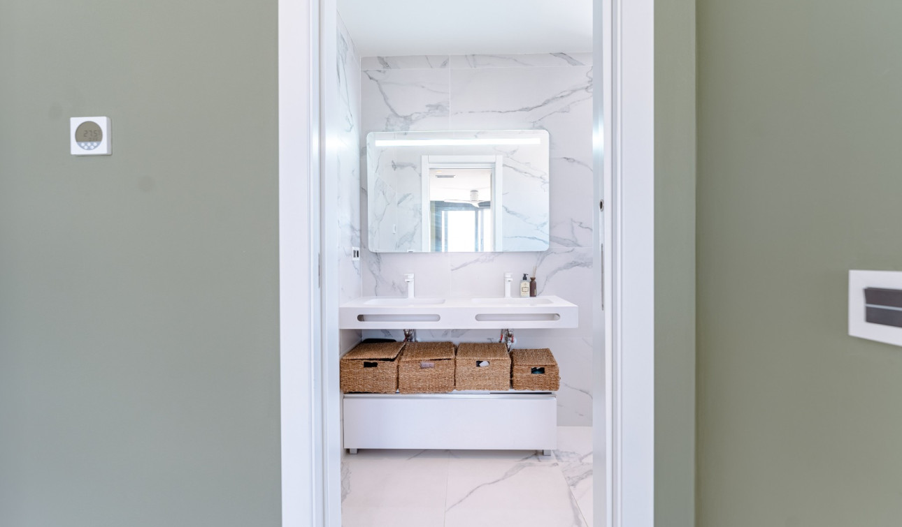 Revente - Villa Individuelle - San Miguel de Salinas