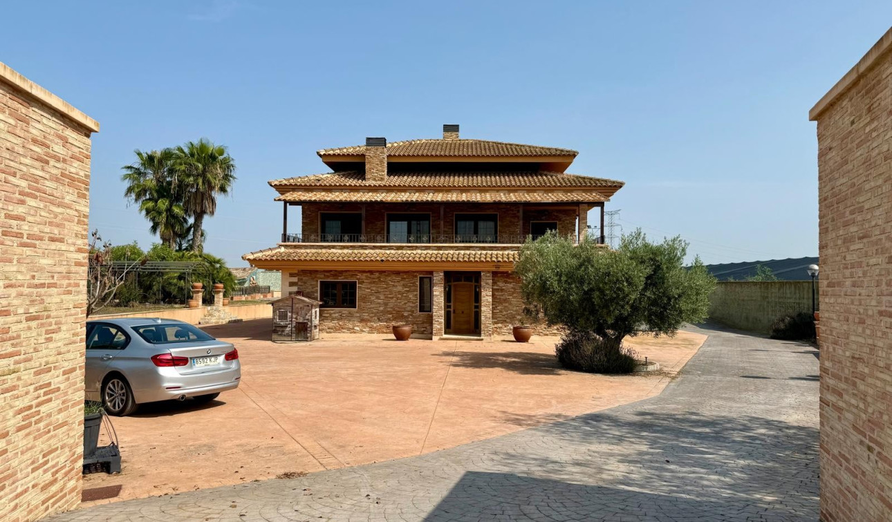 Revente - Villa Individuelle - San Miguel de Salinas