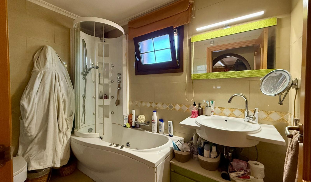 Revente - Villa Individuelle - San Miguel de Salinas