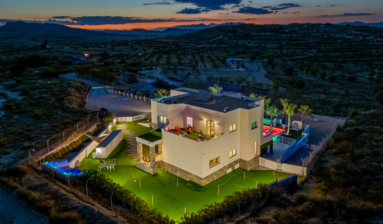 Revente - Villa Individuelle - Torremendo