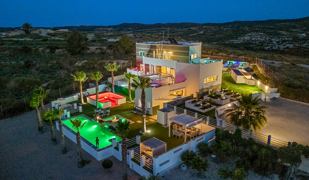 Revente - Villa Individuelle - Torremendo