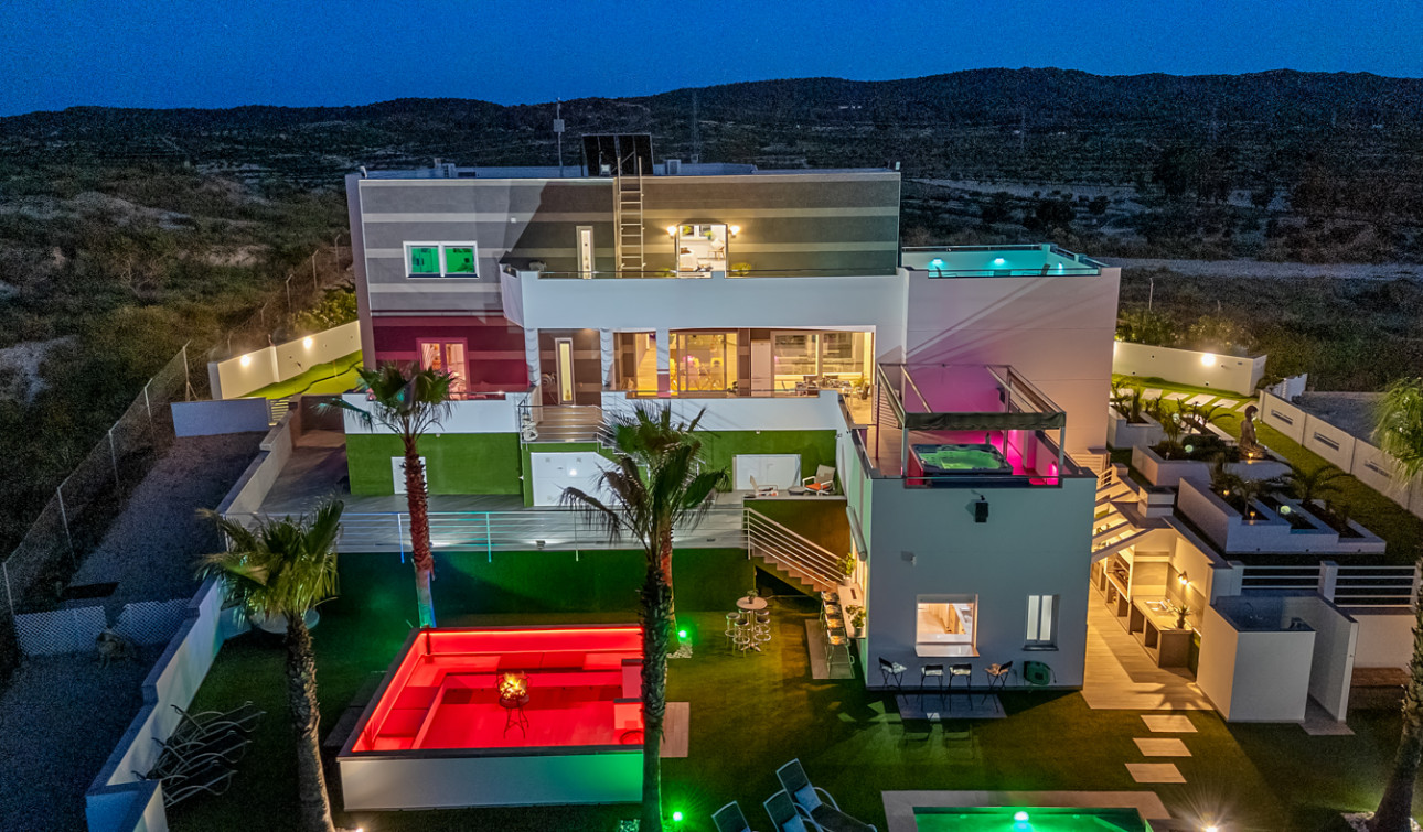 Revente - Villa Individuelle - Torremendo