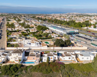 Revente - Villa Individuelle - Torrevieja - Urbanización San Luis