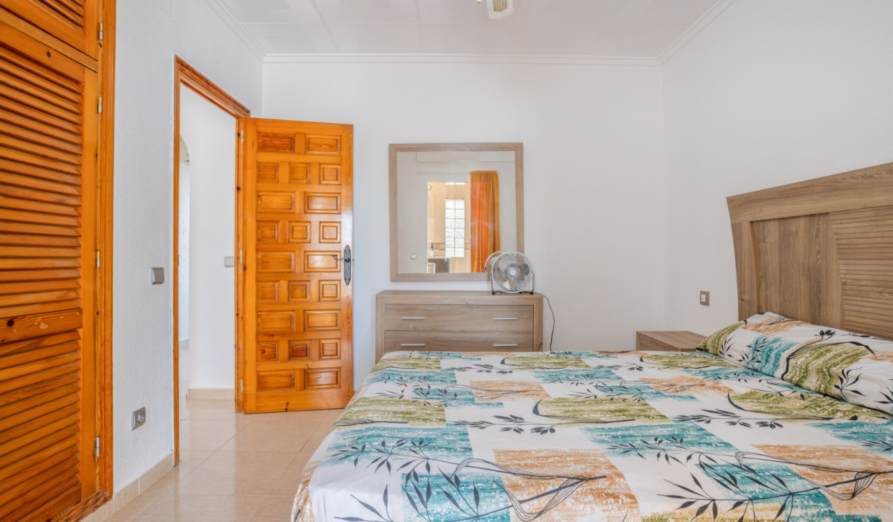 Revente - Villa Individuelle - Torrevieja - Urbanización San Luis