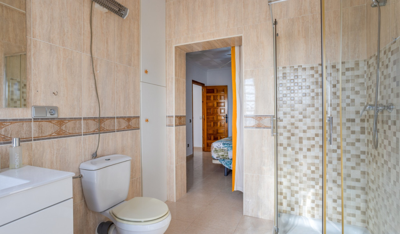 Revente - Villa Individuelle - Torrevieja - Urbanización San Luis