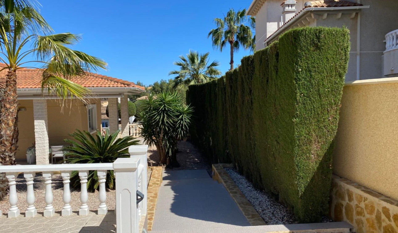 Revente - Villa Individuelle - Villamartín - El Galan