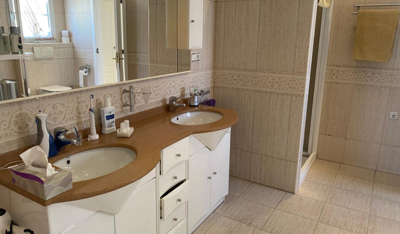 Revente - Villa Individuelle - Villamartín - El Galan