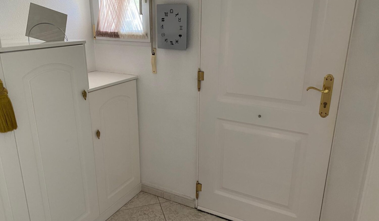 Revente - Villa Individuelle - Villamartín - El Galan