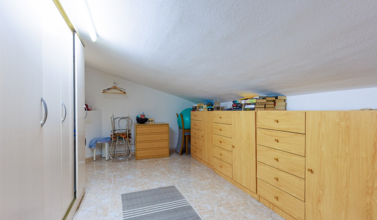 Revente - Villa Individuelle - Villamartín - La Rioja