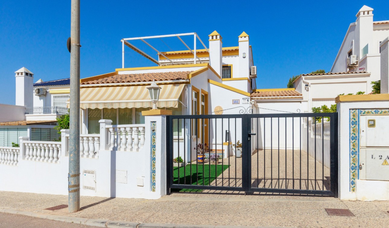 Revente - Villa Individuelle - Villamartín - La Rioja