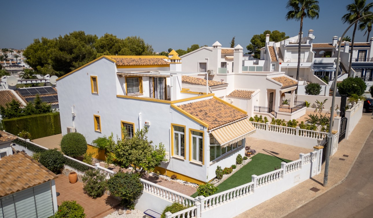 Revente - Villa Individuelle - Villamartín - La Rioja