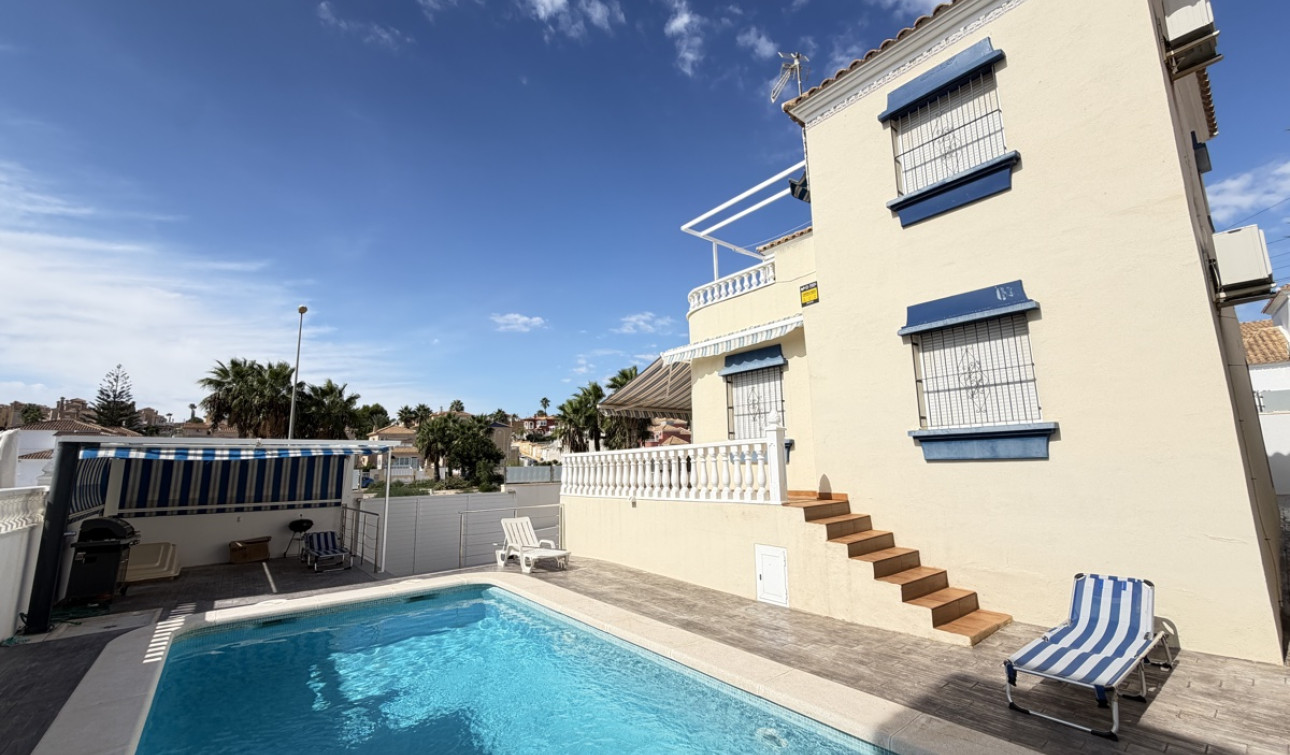 Revente - Villa Individuelle - Villamartín