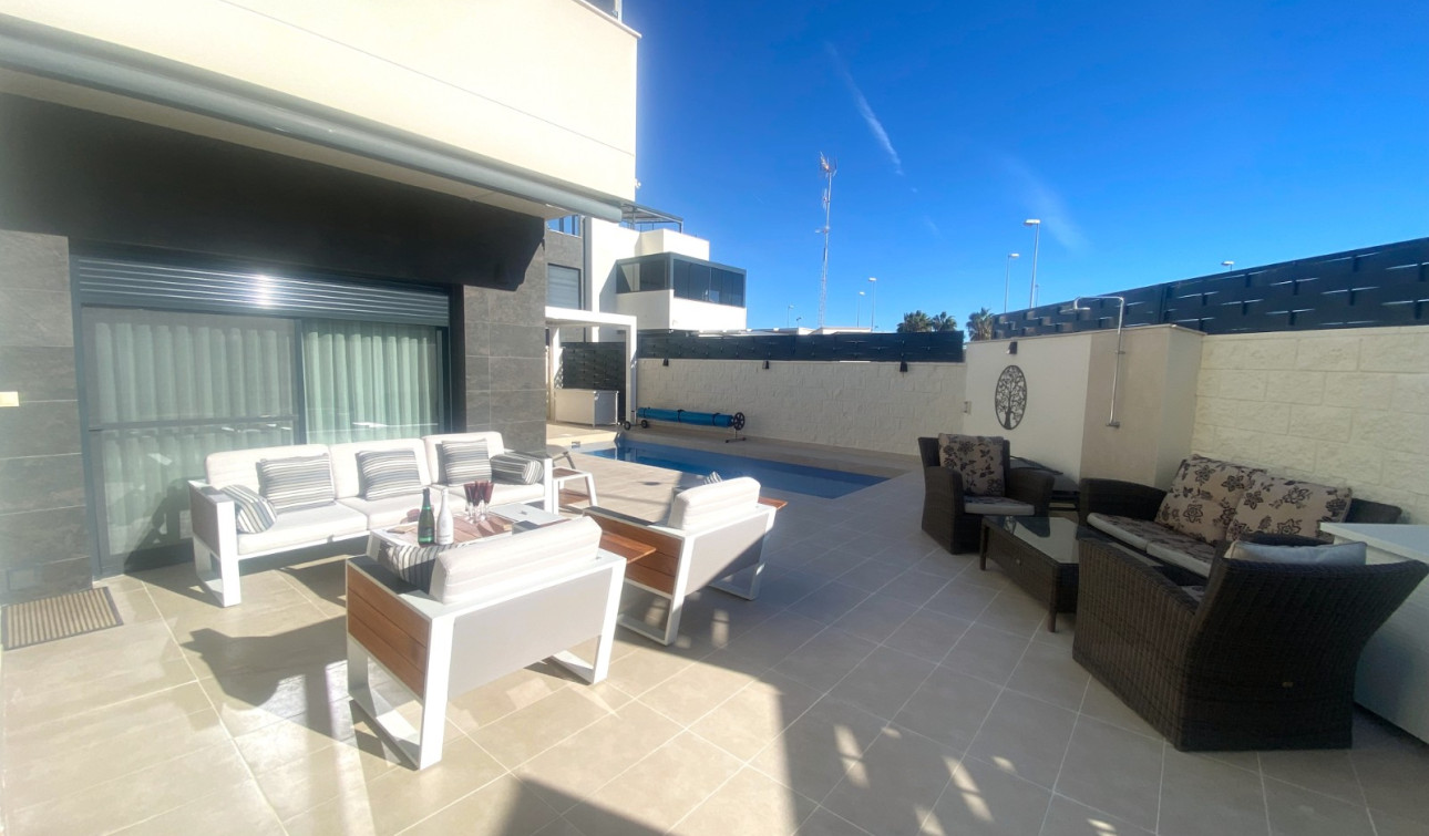 Revente - Villa Jumelée - Ciudad Quesada - Pueblo Bravo